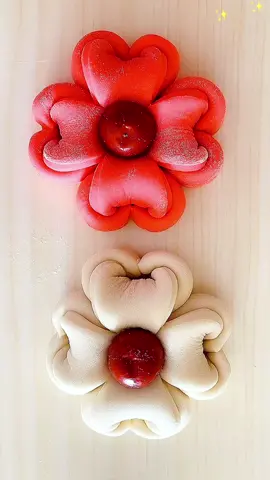 Do you like this kind of handmade steamed buns?#foryou #usa #fly #tiktok #DIY #food #Steanedbuns #flour 