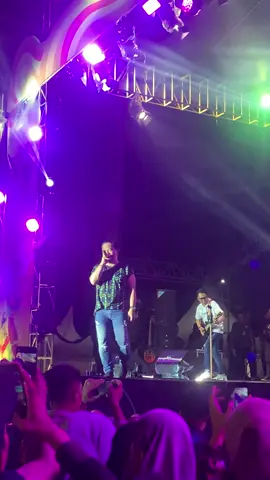Pasti ada @Mimieh Sarie/ SarieFaank  di balik layar🥰 #adirafestival2023 #fyp #bandwali #fypシ゚viral #fyp #faank #live #yankwali 