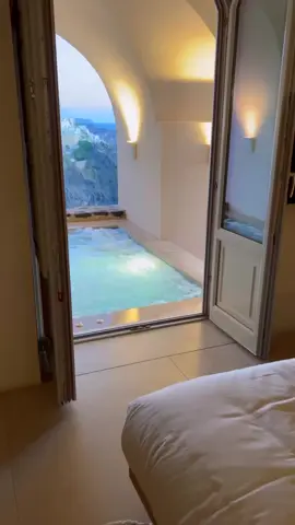 Private pool & a view in Santorini, Greece ✨  TAG someone you'd stay here withb💙 Video by: @juliagal_  . Locstion: @villabordeaux