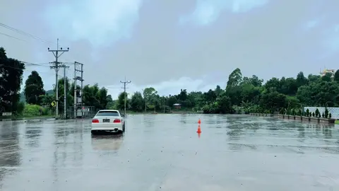 #myanmartiktok🇲🇲🇲🇲 #fypシ #thailand🇹🇭 #foryoupage #tourerv #i can’t fly but i can drift 🥰🥰🥰