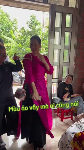 Mặc áo nổi đâu mà ai cũng nói kkkkkk #hautruong #mcnguyenbao #dvnguyenbao #thanthuyha 