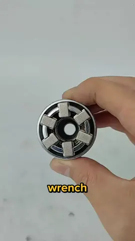 That’s a universal socket wrench🔥 #tool #wrench #universal #convenient 
