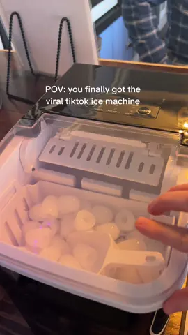 I finally got the viral tiktok ice maker and I love it!! #sweetcrispyfurniture #sweetfurniture 