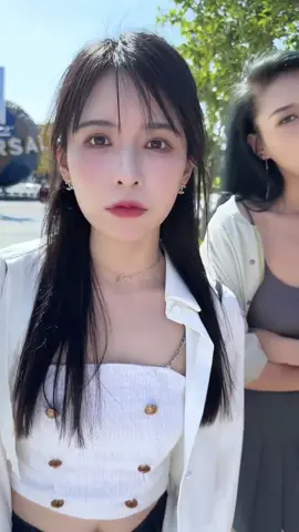 當我和女同事出遊