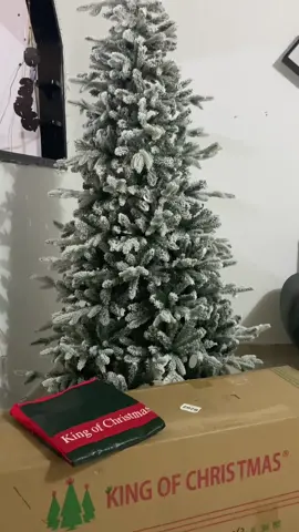 𝑪𝒉𝒓𝒊𝒔𝒕𝒎𝒂𝒔 𝒕𝒊𝒎𝒆🎀🎄❄️ The best season of the year for me is here. We recently finished decorating our @King Of Christmas tree and I want to show you how pretty it turned out. They definitely have the best trees, their quality is amazing. A dream come true for Christmas lovers. #kingofchristmas #kingofchristmastree #chritamasvibes #christmastree #christmasdecor #christmasdecorating #christmasdecoration #christmasinspo #christmas2023 #xmastree #xmasdecorations #xmas2023 #xmasinspo 