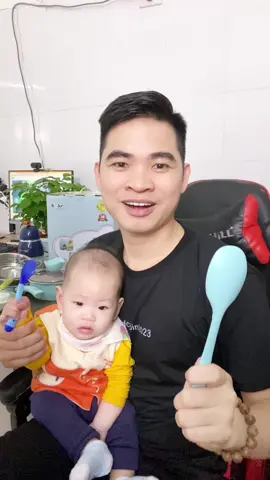 Tự tay bố sẽ cố gắng cho con những điều tốt nhất, chuẩn bị quá trình ăn dặm thôi các cô chú ơi! #gdcubin2023 #gdcubinreview #xuhuong2023  #bioamicus #men10chungbioamicus #24hbencon #bocubindaily #mebimsua #bobimsua 