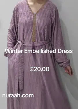 Flash Sale#winterabaya #modestoutfits #abaya #affordableabayas #tiktokabayashop #abayauksale #bf20 #blackfridaydeals #blackfriday #modestfashion 