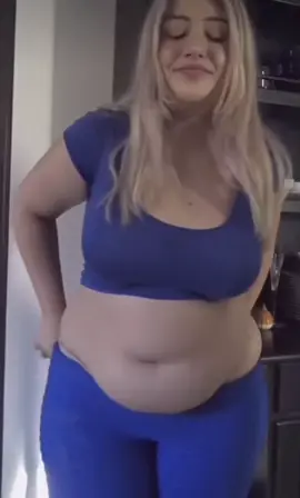 Gorgeus😍                               #beautyfull #bigbelly #overweight #chubby #gorgeus #fatbelly #fatgirl 
