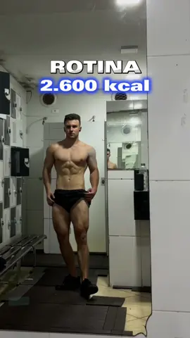 Atenção: não troque as refeições por chocotone, não vai funcionar #dieta #shape #shapenatural #academia #treino #GymTok #rotinafit #rotina #cutting #duxnotiktok @DUX Nutrition Lab 