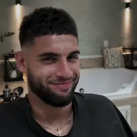 o homi tá gatão pprt!!! #corinthians #yurialberto #hardface2reality #cabelo 