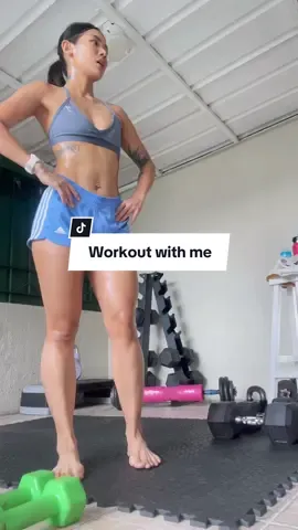 Workout with me! 💪🏻 Our mini home gym is currently under construction so in this workout sesh I ditched my metcons and did this one barefoot 🦶  Apparently there are a lot of benefits working out barefoot esp for me who is hyper mobile and has really flat feet 👣 I had a minor foot injury a few weeks back and my PT recommended training barefoot to strengthen my feet and build more stability (along with some feet exercises to activate and align my toes) My feet are better than ever now! Try nyo din mag-paa next time, nakaka-improve din ng form 👌🏻😃 Workout from @endurancevo2maxcoaching by coach @Coach Matt 💯 #homeworkout #strengthtraining #plyometrics #barefootworkout 