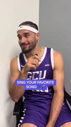 Is American Idol still a thing and are they looking for some new contestants? 🎶🎤 #favoritesongs #singing #mensbasketball 