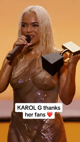 @Karol G thanks her fans for their unconditional support ❤️ Find more from the #BBMAs on here, @BBMAs and bbmas.watch #karolg #labichota #bichotaszn #billboard #billboardlatin #billboardmusicawards #billboardcharts #colombia #mananaserabonito 