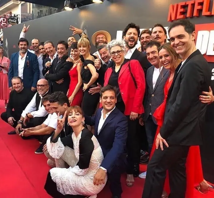 #lacasadepapel // meus protegidos 💗 #moneyheist #lcdp #netflix 