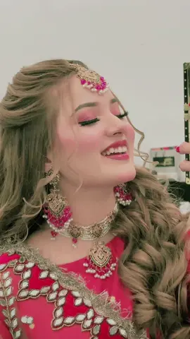 Zaraib ki mehndi😍😍