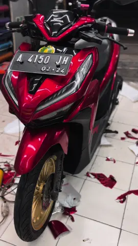 Wrapping sticker vario red candy #wrappingsticker #wrappingstickerindonesia #skotletmotor #stickermotor #fyp #wrappingstickerbekasi #wrappingstickerterdekat #berandatiktok #cuttingstickerindonesia #fypdong #foryou #wrappingstickermurah #bismillahfyp #wrappingstickerjabodetabek #vario #vario150 #vario125 