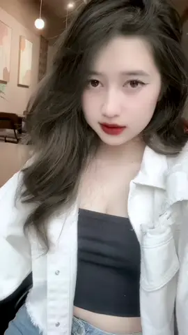 Không thay đổi được người, thì đổi người. 