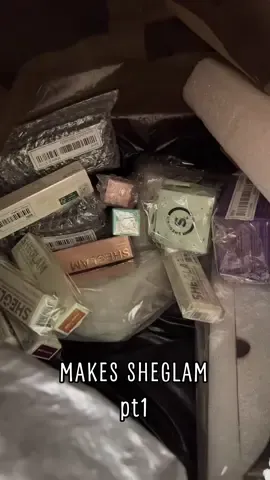@SHEGLAM end of year haul 🤩⭐️ #sheglam #sheglamhaul #haul #fullfaceofsheglam #foryou #fyp #vaiprofycaramba 