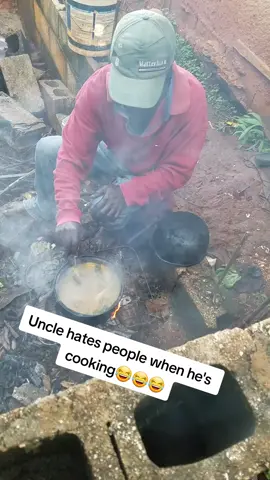 Uncle terrible bad😂😂😭 like and share 🙏 #Outdoorcooking #jamaicancooking #Cookinginjamaica #foryoupage #maduncle #hotfyp #fyp #trending #unclebranko #OneBomboclaat #jamaicanmaduncle #unclebomboclaat #Blowup #goviral #latesttrend