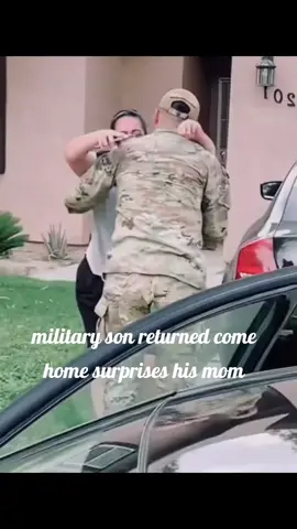 military son returned come home surprises his mom #cominghome #comebackhome #soldierscominghome #cominghomesoldier #surprisesurprise #army #returns #navylife #usaarmymilitary 