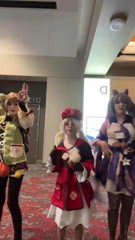 :D #fyp #foryou #foryoupage #viral #fypage #fypシ #cute #cosplay #kumoricon #kumoricon2023 #GenshinImpact #genshin #genshinimpactcosplay #klee #keqing #yaoyao 