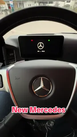 New Mercedes Interior #mercedes #mercedesbenz #heiselundheiner #actros #actrosl #actroslife #daimlerbenz #daimler #daimlertruck #trucks #truckdriversoftiktok #trucklife #truck #interior 