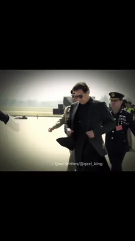 Imran Khan walking style . . #supportimrankhan #imrankhansmile #unfreezemyacount #foryou #capcut #fypシ゚viral #fypシ゚viral #new_trending #unfreeze #virlvideotiktok #unfreezemyaccount #viralvideo #imrankhanlover♥️🇵🇰 #attitude #imranbukhari786 #imrankhanpti 