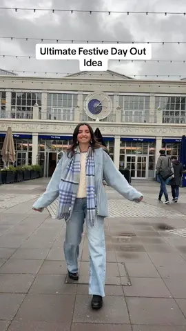 Ultimate festive day out at @Bluewater (ad) 🎄🤗 It’s my favourite time of the year and I went to Bluewater Shopping Centre located in Kent to do Christmas shopping for my parents and friends🎁 After shopping, I headed to their ice rink for a festive skate⛸️🧊  The child inside me couldn’t leave without trying almost every ride at Winterland! My favourite ride was the Observation wheel, especially as everything looked so magical in the evening✨ I also had time to have lunch in between my activities, I opted for The Real Greek but Bluewater has more than 60 places to choose from. I had the perfect festive day at Bluewater!  . . #Bluewater #BluewaterShopping #LoveBluewater #christmas #dayout #christmasshopping #travelblogger #festiveday #festivevibes #uktravelblogger 