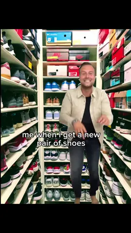 No better feeling than getting a fresh pair of kicks 🔥  #whiteguydancingtoafricanmusic #fyp #sneakerhead #sneakers #oluwamark #meme #xyzbca #foryou 