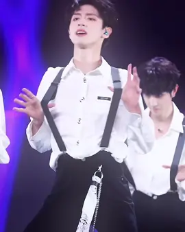 he always serve no matter what!! zhixin edits coming back🤭?? i finally have this closeup video of him after months #tf家族 #tffamily #zhuzhixin #cpop #velocity #edit #foryou #fyp #yeolji 