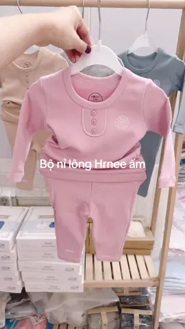 Bộ nỉ lông Hrnee cho bé trai bé gái chất nỉ đẹp ấm #hrnee #nỉlong #ffws2023 #Master2023byTikTok #TikTokAwardsVN2023 #trendingvideo #trongoisosinh #tết 