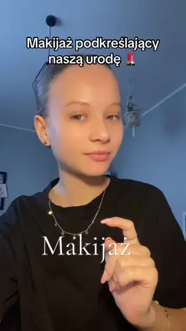 Jak wam sie podoba ? Wiecej na ig martimarrecka #makijaż #cleanmakeup #girls #trend #fyp #dlacb #viral #tutorials #rzęsy #girls #dlacb #popular 