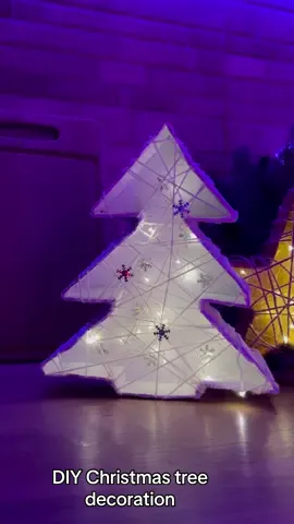 It's so easy but so beautiful🥺 DIY Christmas tree! #christmasdiy #christmastree #diycraft #processvideo #homedecor #christmasdiyideas #nightlight #diyprojects #tutorial #рукоділляукраїна #craftidea #своимируками 