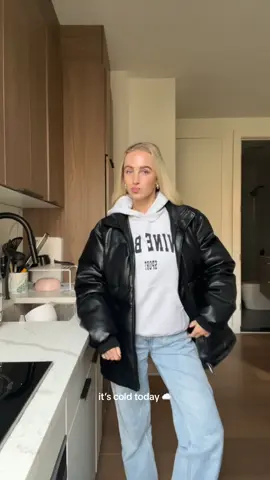 dressed as a marshmellow today 