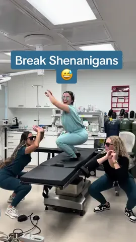 Break Shenanigans😅 #funnyvideos #stafftok #medicaltiktok #medicalhumor #trends #worklife #pureplasticsurgery #surgeonsoftiktok #medicalassistant #fypシ 