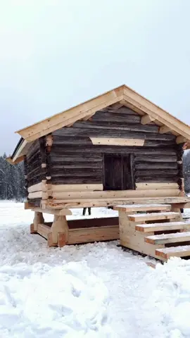 It has been a year since we restored this ancient log storehouse on a farm in Svene, Norway. We belive it was built in late 1700s/early 1800s. We tried to keep as much of the original lumber as possible 🪵 #logcabin #build