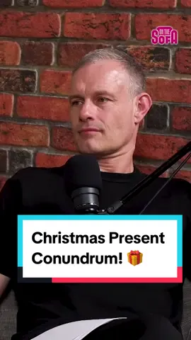 A festive conundrum from Colson… what would you do?! 🎁  #conundrum #question #Podcast #Podcastclips #xmas #christmas #christmaspresents 