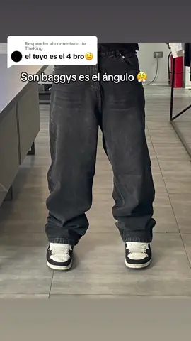 Respuesta a @TheKing los real baggys lo juro por Dieguito Maradona