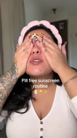 Layering my toners has changed the game for me✨ #pillfreesunscreen #sunscreenroutine #layeringtonermethod 