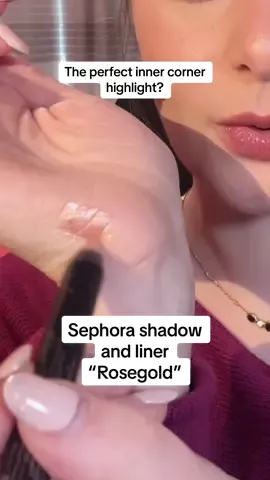 This on deeper skintones would look incredibleeee I’m obsessed #sephora #sephorashadowandliner #sephorarosegold #innercornerhighlight #innercornerhighlighter #creameyeshadows #glittereyeshadow #wearablemagic 