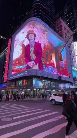 Willy Wonka in Times Square on a 3D Billboard 😍 And the Willy Wonka dance rehearsal for the Macy’s Thanksgiving Day Parade!! #macys #macysparade #thanksgivingdayparade  #willywonka #timessquare #nyc #wonka 