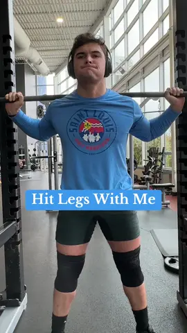 If you don’t do legs, your soft. #legday #quads #backquat 