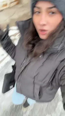 شو رايكم بالجكيت؟ حلو؟  Insta: Rahaf_sufian #fyp #foryoupage #grwm #getreadywithme #cold #wintet #europe #medstudent #rahaf_sufian #foryoupage #fypシ゚viral #jordan #arabtok 