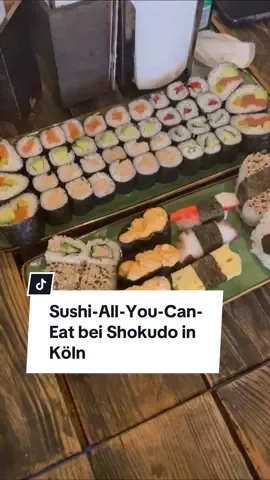 Bei Shokudo in Köln auf der Zülpicher Straße bekommt ihr immer Dienstag- bis Samstagmittag leckeres Sushi so viel ihr wollt für nur 13,90 Euro. 📍Zülpicher Straße 46 #köln #allyoucaneat #sushi #kölle #cgn #allyoucaneatsushi #shokudo #mitvergnügenkoeln #food #FoodTok #mitvergnügenköln #fy #fyp #foryoupage 