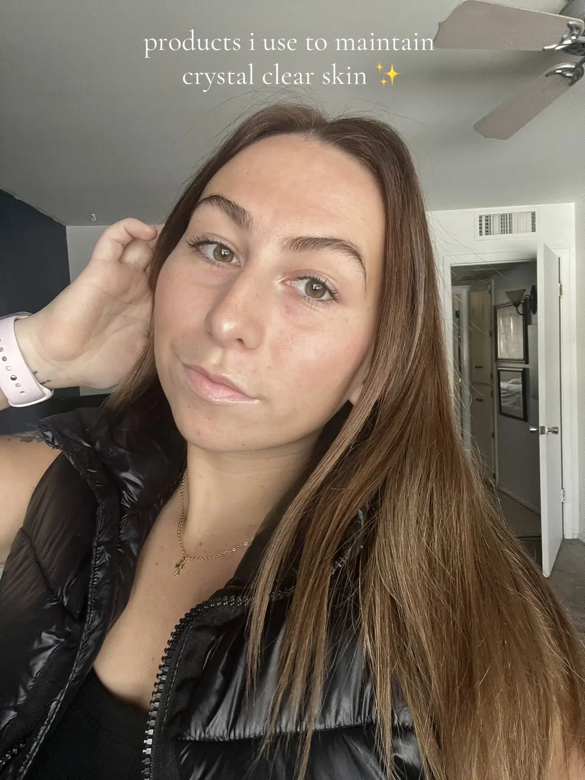 i get so many compliments on how clear and pretty my skin is now!! ive working so long to find the best products #skincare #fyp #trending #cleanproducts #aloyoga #tulaskincare #makeupfree #clean #tan #acne #arizona #hydrating #needs #wishlist #college #20yearsold #SelfCare 