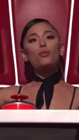 Can someone please get ariana grande on the voice again?? PLEASE!! #arianagrande #thevoice #nbc #celebrity #singer #actress #celebrity #tv 