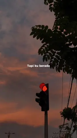 'Lampu Merah' #CapCut #trend #templatecapcut #liriklagu #lampumerah 