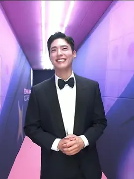 Host Bogum trên thảm đỏ MAMA 2023🤩 #ParkBoGum #mama2023 