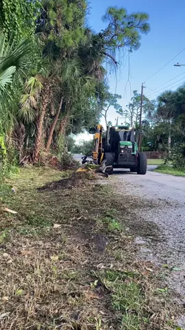 #mowing #rightofway #mower #johndeere #deere #cleanup #roadside #alamo #cold #sunny #fyp #forestrymulching #treeservice #mowingthegrass #barber #asmr #foryourpage #tractorlovers #tractordude #clearing #morningroutine #oddlysatisfying 