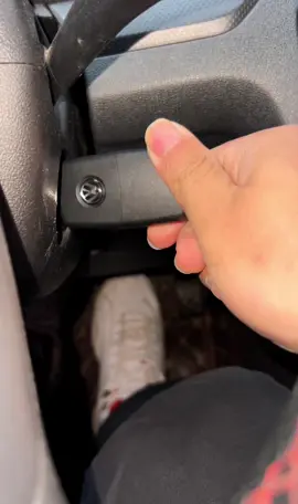 Starting a car is very simple, you will know how to do it after watching it #driving #car #tips